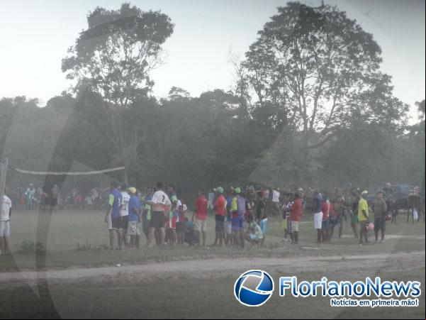 Festa do Vaqueiro animou o sábado na localidade Saco.(Imagem:FlorianoNews)