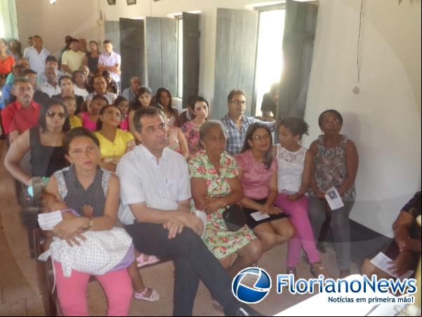 Fieis participaram do encerramento de N. Srª do Desterro na comunidade Araçás.(Imagem:FlorianoNews)