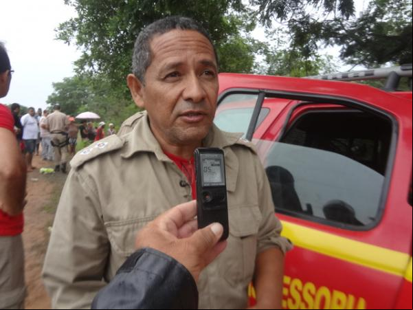Veículo sai da pista, colide em árvore e deixa duas pessoas mortas na BR-343.(Imagem:FlorianoNews)