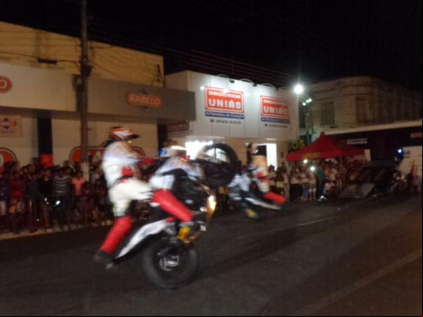 Cajueiro Motos promoveu Show de manobras com a Equipe Força e Acão em Floriano.(Imagem:FlorianoNews)