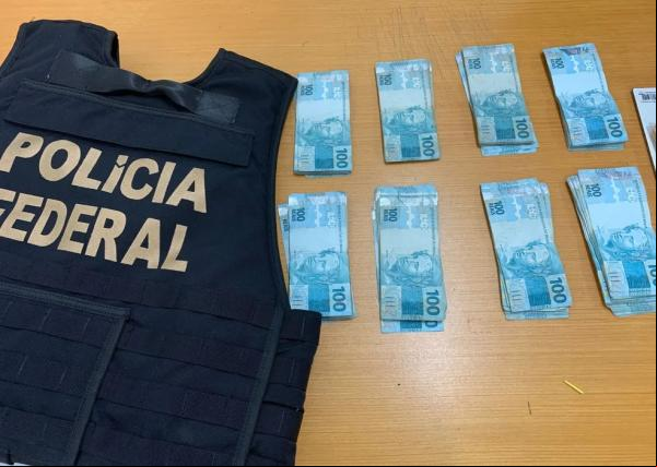 Em uma das residências onde a PF fez buscas, em Teresina, a polícia encontrou R$ 20 mil em espécie. (Imagem:Divulgação/PFPI )