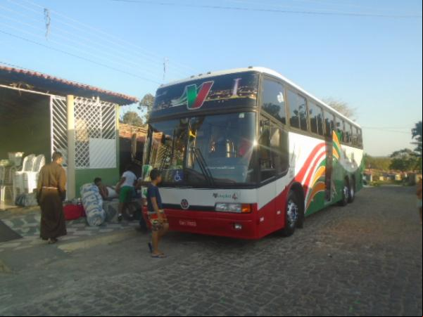 Romaria parte de Floriano com destino ao Canindé e Juazeiro do Norte.(Imagem:FlorianoNews)
