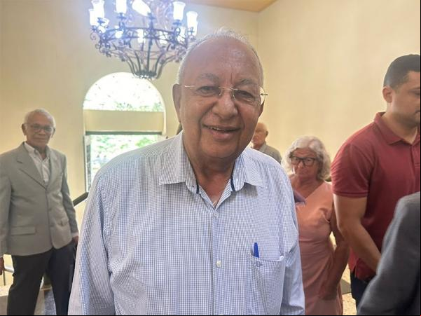 Dr. Pessoa ite adiar escolha de pré-candidato a vice para maio.(Imagem:Paula Sampaio/florianonews.piauiconectado.com)