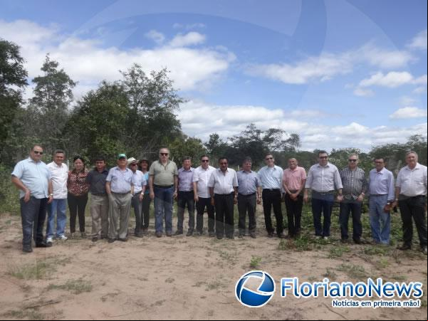 Secretário Estadual de Desenvolvimento Rural visita projetos em andamento em Floriano.(Imagem:FlorianoNews)