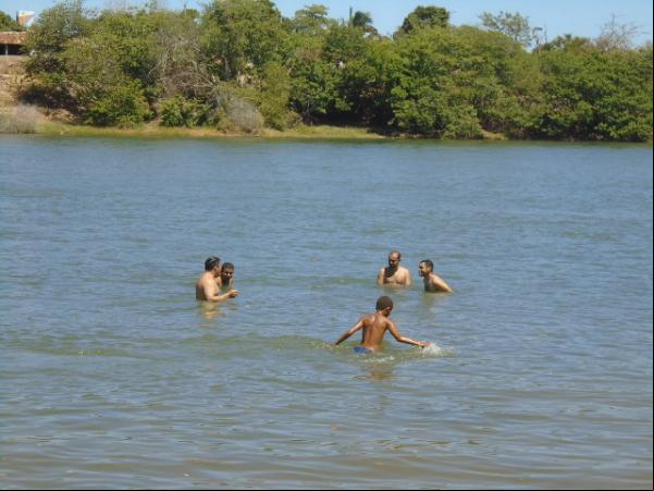 Calor movimenta prainha de Barão de Grajaú no fim de semana.(Imagem:FlorianoNews)